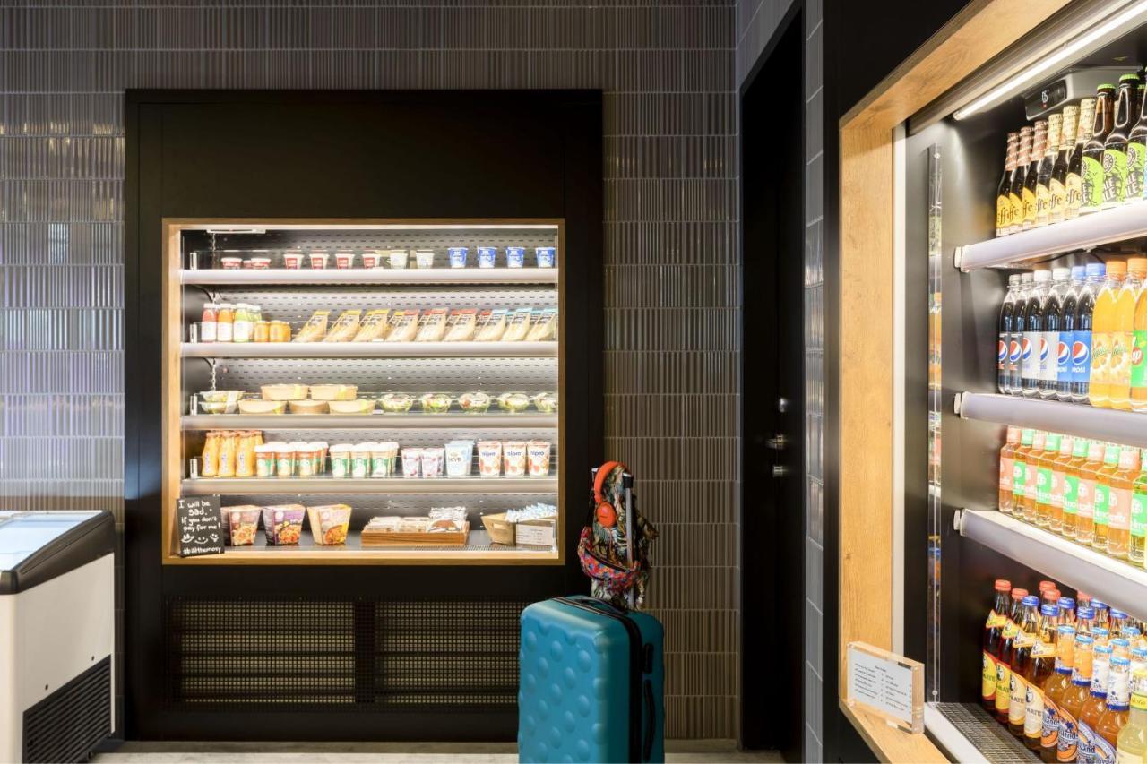 Moxy Outletcity Metzingen Метцинген Экстерьер фото