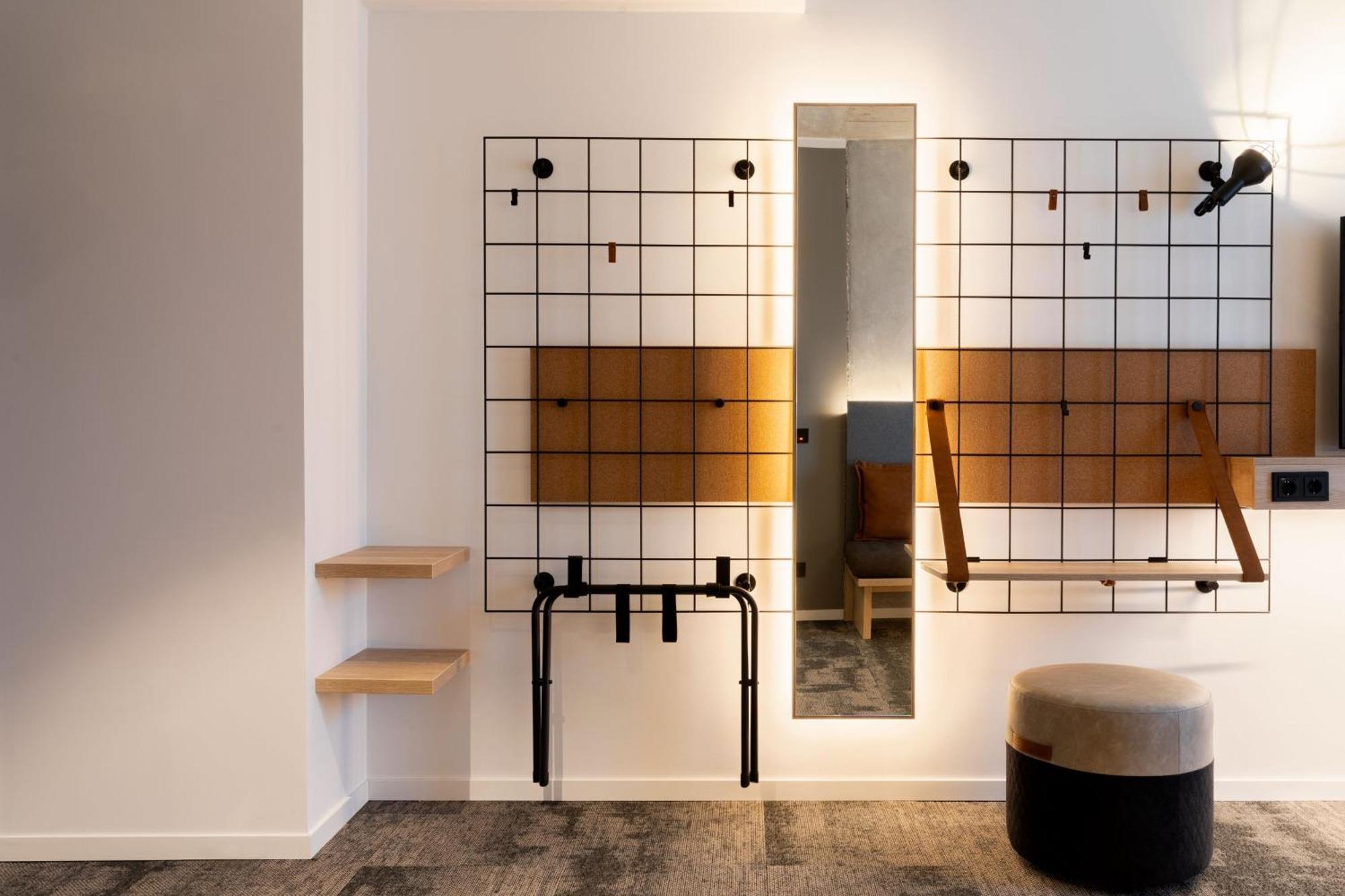 Moxy Outletcity Metzingen Метцинген Экстерьер фото